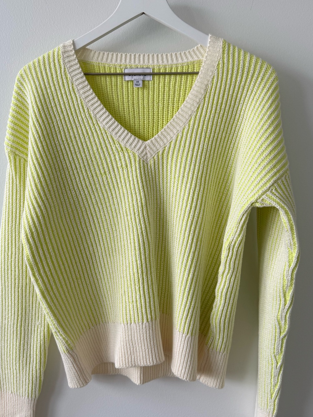 Evereve V-Neck Cotton Sweater